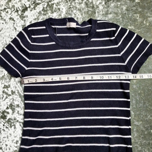 Ribbed Cropped Top Bundle - Picture 3 of 9